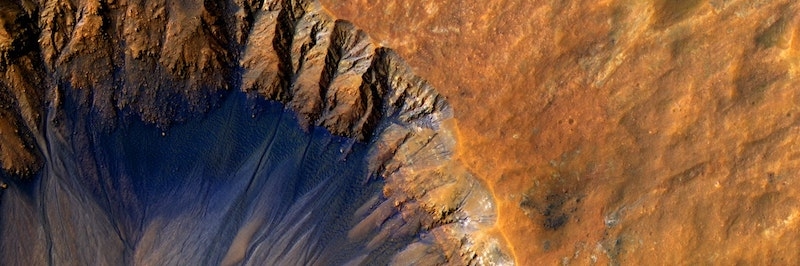 The Sirenum Fossae, Mars